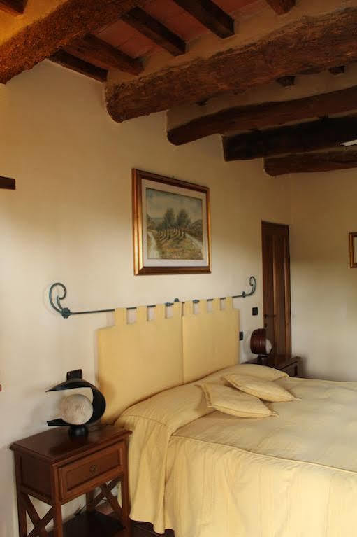 Agriturismo Il Castagnolino サン・ジミニャーノ エクステリア 写真